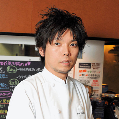 イタリア料理店ヴォラトリオ オーナーシェフ TV出演、雑誌取材などにも多数出演。イタリア料理を初心者でも楽しく簡単に学べる料理教室「簡塾イタリアーノ」を開催しています。イタリア料理の楽しさを是非一緒に体感していただきたいです。